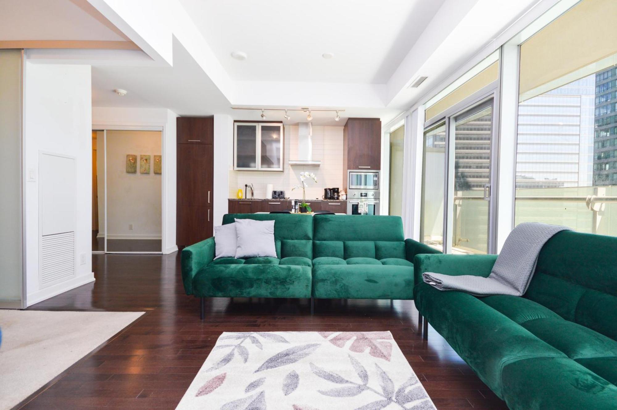 Downtown Toronto Condo Near Cn Tower, Scotiabank Arena, Rogers Centre, Union Station Exterior photo